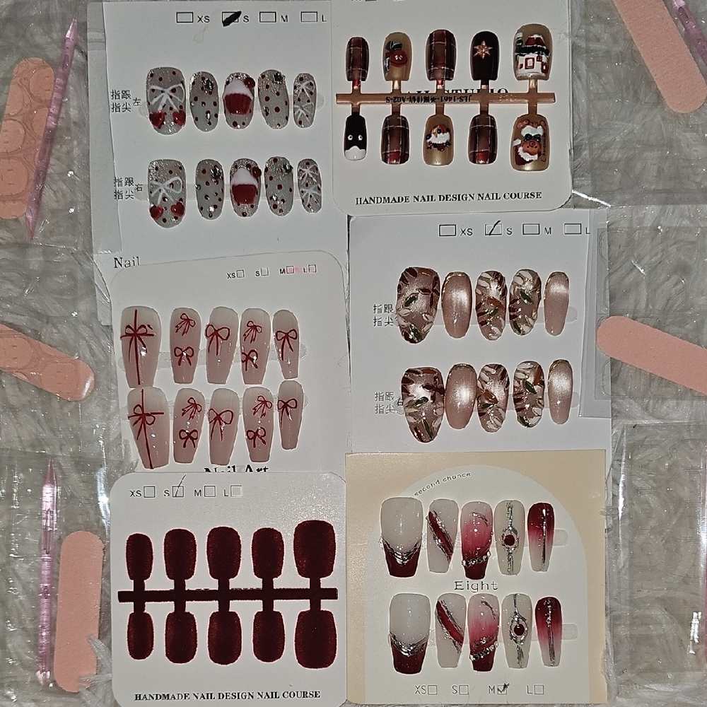 Elegant Nail Art Set - Red and Pink